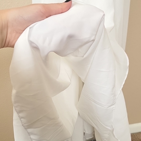 Cupshe White Floral Embellished Halter Neck Maxi Dress - Size Medium - Picture 9 of 11